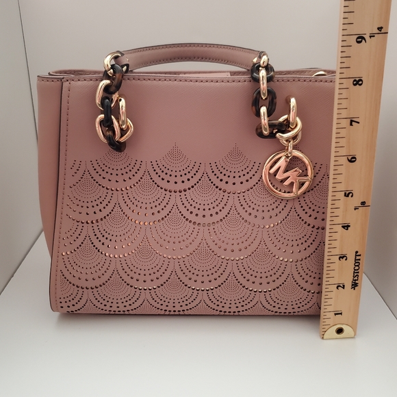 MICHAEL KORS Handbag - Picture 7 of 9